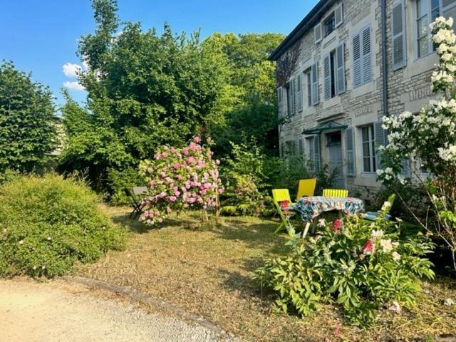 Chambres D'Hotes Dans Une Maison De Caractere Mussey-sur-Marne Ngoại thất bức ảnh